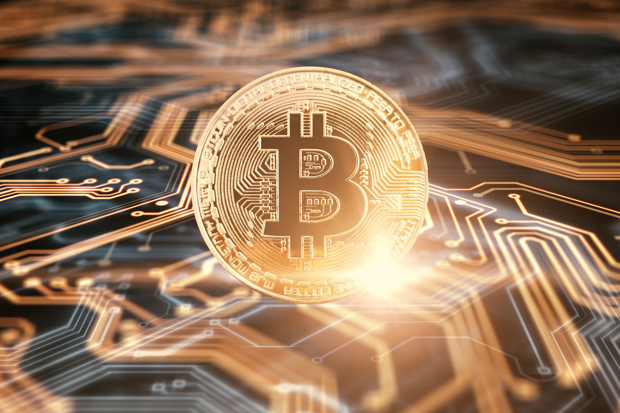 AI热潮下股市分化加剧：大型科技股狂飙，小盘科技股束手无策