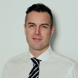 央行沟通机制助日股逆袭：套利交易平仓阴霾渐散，外资加速布局