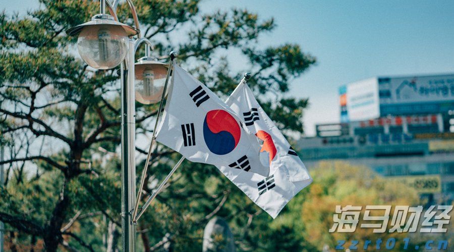 以多彩活动铸牢中华民族共同体意识——全市各中小学校开展“开学第一课”见闻